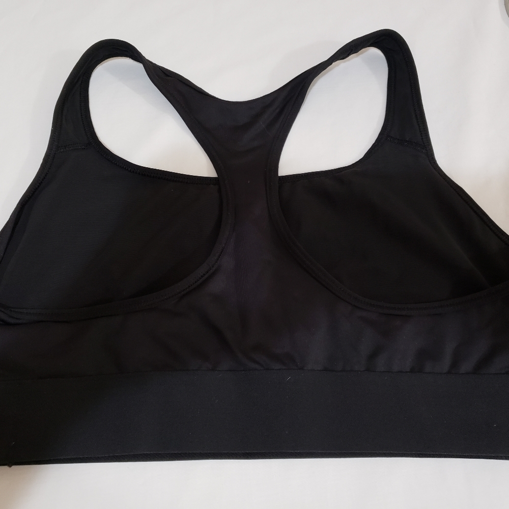 Victoria's Secret Sports Bra - Picture 6 of 7